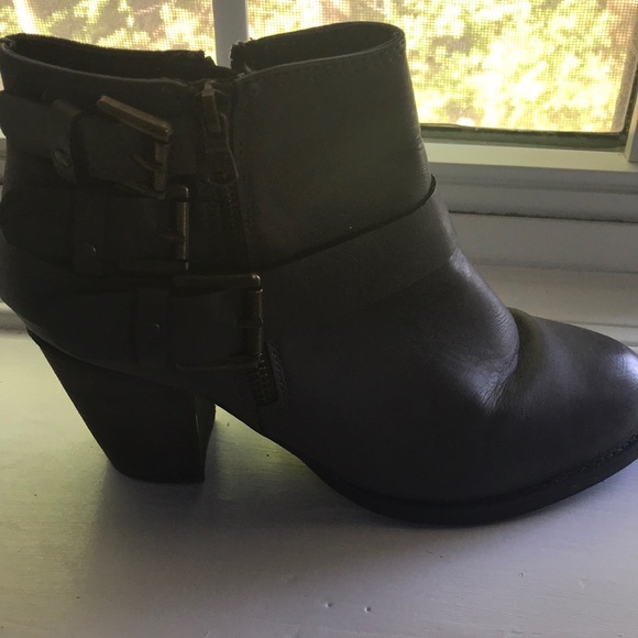 Booties - Picture 3 of 4